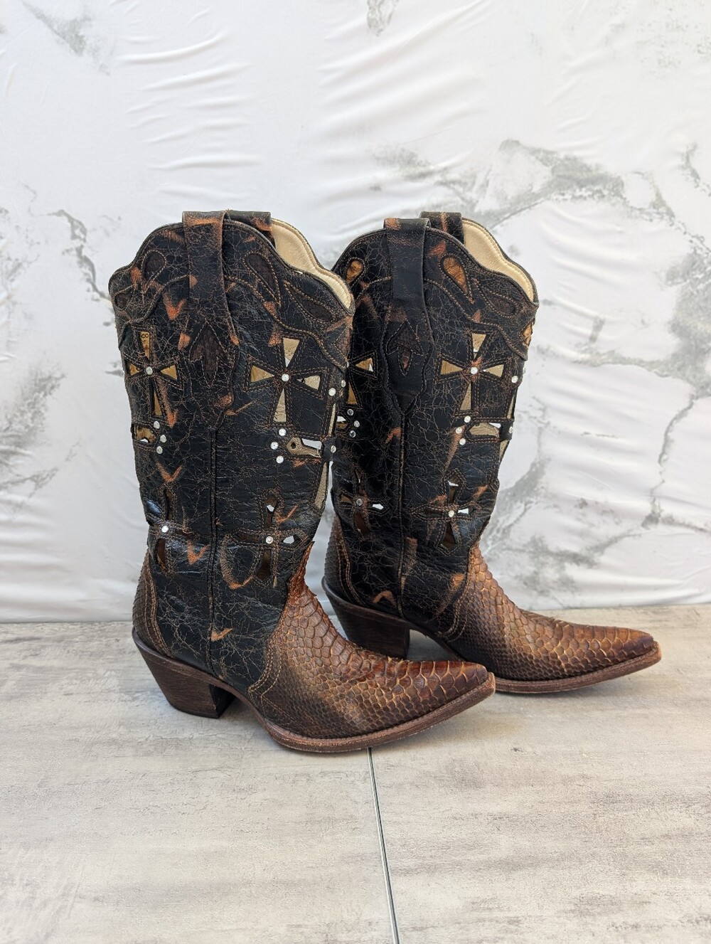 Corral Vintage Python Snake Skin Cross Snip Toe Brown Women's Cowboy Boots 6.5